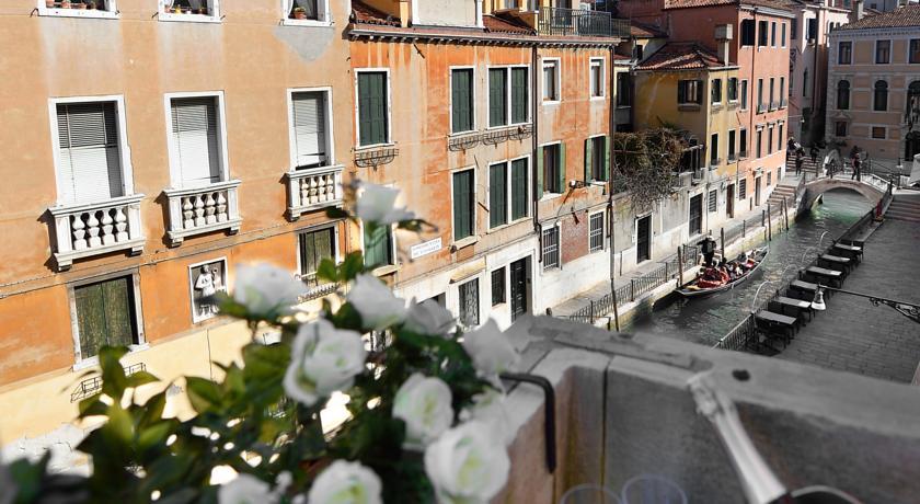 Hotel Corte Dei Greci Venice Exterior photo